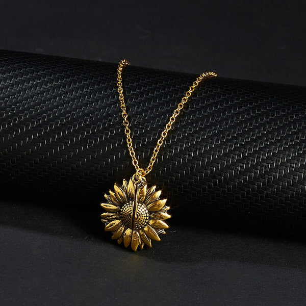 Creative Sunflower pendant