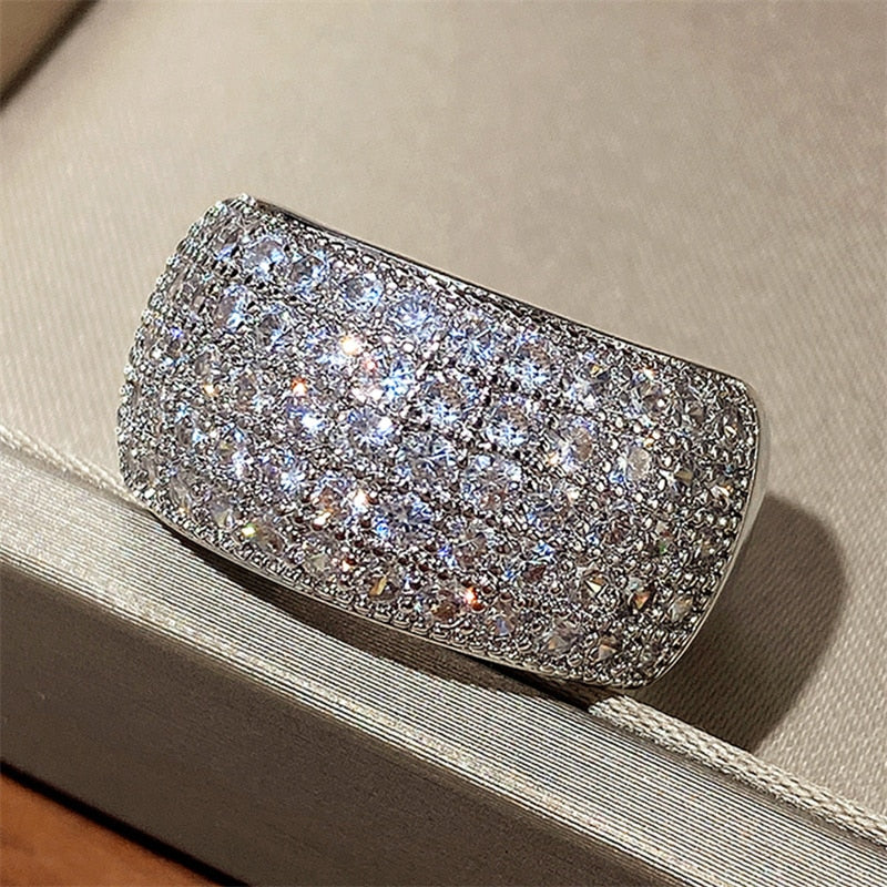 Luxury Female Ring