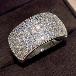 Luxury Female Ring